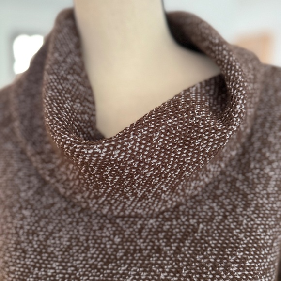 Lands' End Cowl Neck Dark Brown/White Boucle Textured Sweater Size M - Picture 3 of 8